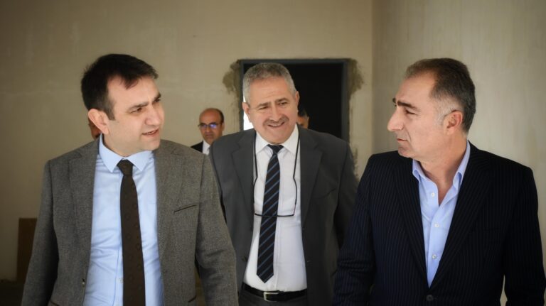 mehmet-fuat-akkus-ilkokulu-egitime-adanmis-sosyal-sorumluluk-projesi (1)